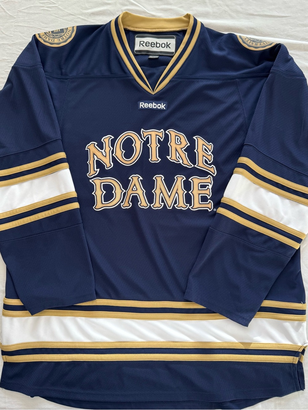 Reebok Notre Dame Navy and Gold Hockey Sweater/Jersey Size XXL B9.